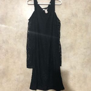 Black cold shoulder lace dress